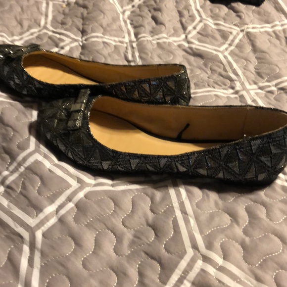 🌺3 for $20Forever 21 flats - Picture 3 of 6